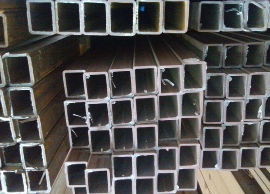 贵州无缝方矩管